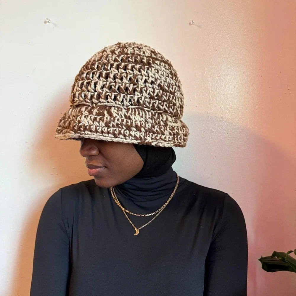 Vintage Handmade Crochet Bucket Hat Brown Cream Chunky Knit Rolled Brim Hat